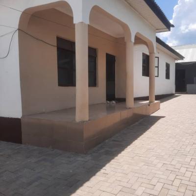 4 Bedrooms House for sale at Kijitonyama, Dar Es Salaam