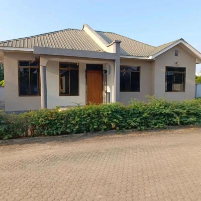 3 Bedrooms House/Apartment for Rent at Magengeni, Mtwara