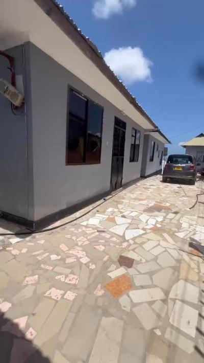 Nyumba/Apartment ya vyumba viwili inapangishwa Mbezi, Dar Es Salaam