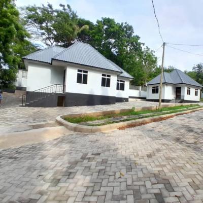 2 Bedrooms House/Apartment for Rent at Uwanjani, Songwe