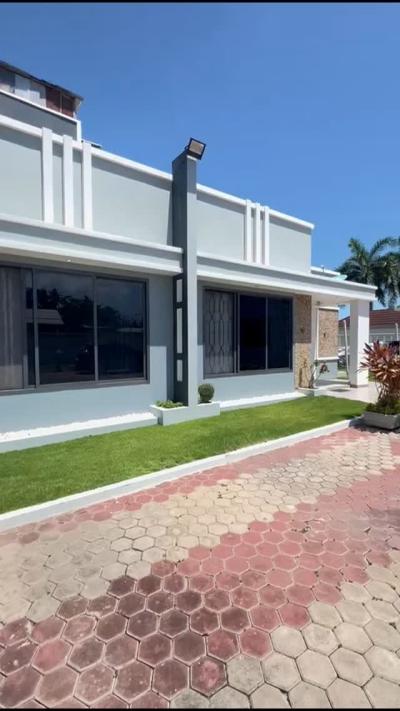 2 Bedrooms House for sale at Mbezi, Dar Es Salaam