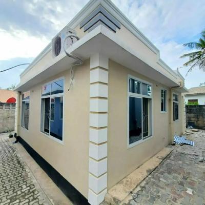 Nyumba/Apartment ya vyumba viwili inapangishwa Segerea, Dar Es Salaam