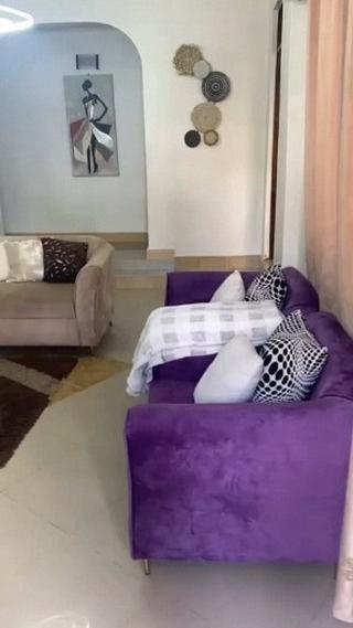 Nyumba (Furnished) ya vyumba vitatu inapangishwa Sinza, Dar Es Salaam