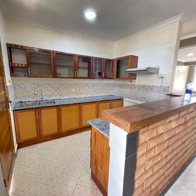 Nyumba/Apartment ya vyumba vitatu inapangishwa Mbezi, Dar Es Salaam