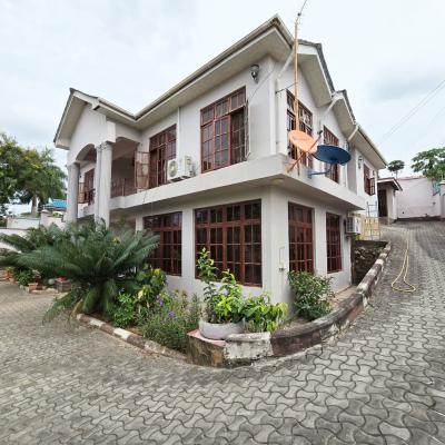 4 Bedrooms House for sale at Kimara, Dar Es Salaam