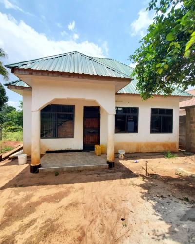 3 Bedrooms House for sale at Tambalale, Tabora