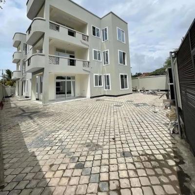 1 Bedrooms House/Apartment for Rent at Msasani, Dar Es Salaam