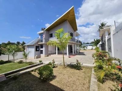 5 Bedrooms House for sale at Kinyerezi, Dar Es Salaam