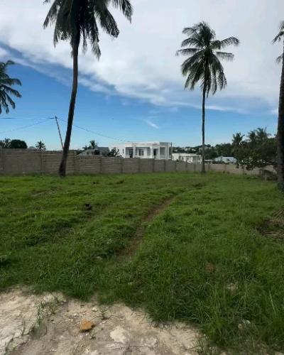 Kiwanja kinauzwa Madale, Dar Es Salaam