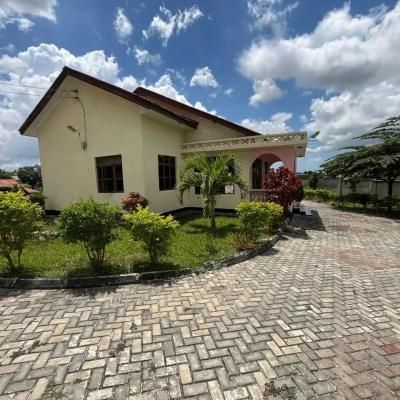 4 Bedrooms House for Rent at Mbezi, Dar Es Salaam