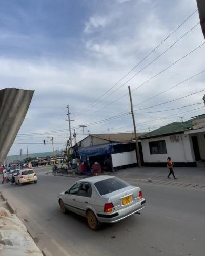 Frame inapangishwa Sinza, Dar Es Salaam