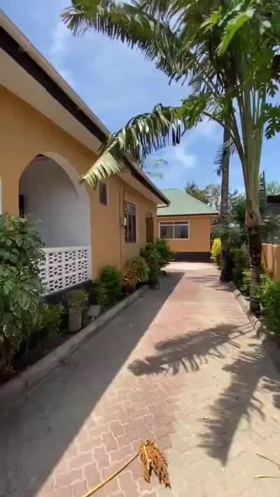 3 Bedrooms House/Apartment for Rent at Kijitonyama, Dar Es Salaam