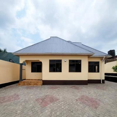 3 Bedrooms House for Rent at Kinyerezi, Dar Es Salaam