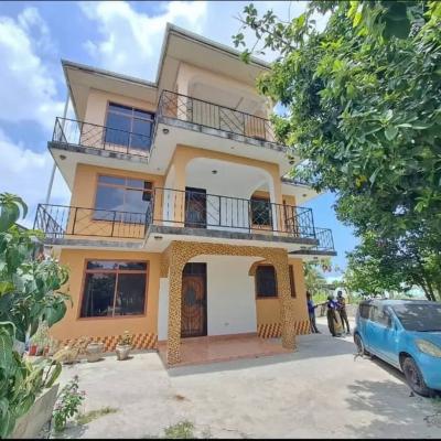 Nyumba/Apartment ya vyumba vitatu inapangishwa Kimara, Dar Es Salaam