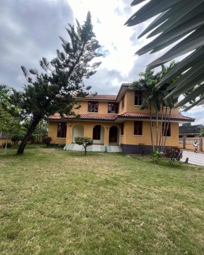 4 Bedrooms House for sale at Bunju, Dar Es Salaam