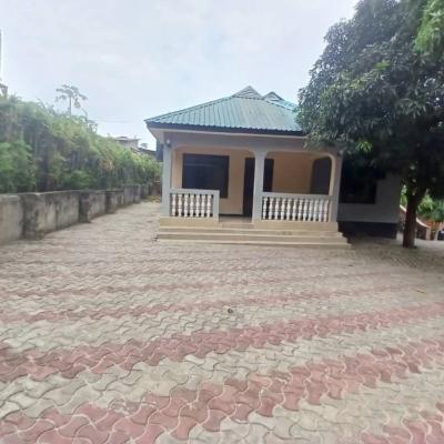 3 Bedrooms House/Apartment for Rent at Kimara, Dar Es Salaam