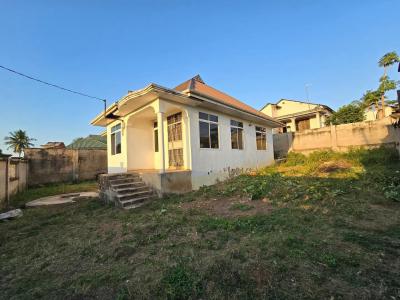 2 Bedrooms House for sale at Mbezi, Dar Es Salaam