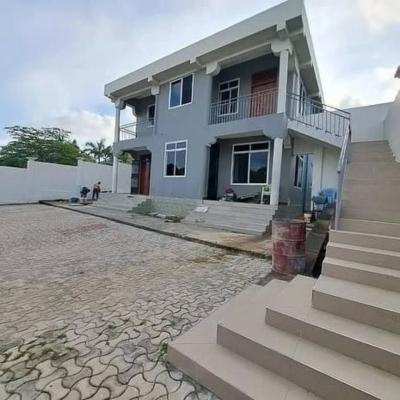 Nyumba/Apartment ya vyumba vitatu inapangishwa Mbezi, Dar Es Salaam