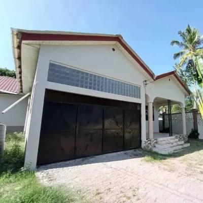 4 Bedrooms House for Rent at Kimara, Dar Es Salaam