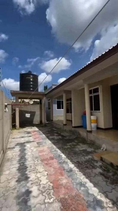 1 Bedrooms House/Apartment for Rent at Mbezi, Dar Es Salaam