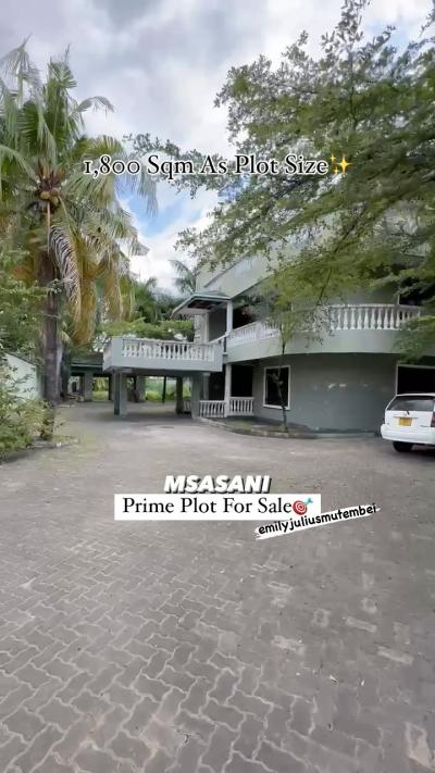 Plot for sale at Msasani, Dar Es Salaam