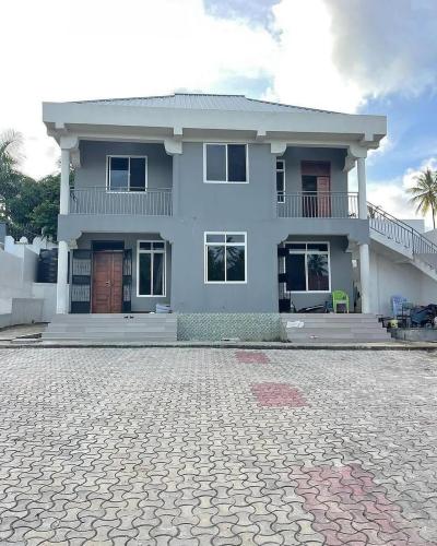 Nyumba/Apartment ya vyumba vitatu inapangishwa Goba, Dar Es Salaam