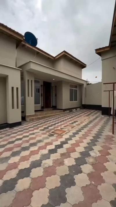 2 Bedrooms House/Apartment for Rent at Makongo, Dar Es Salaam