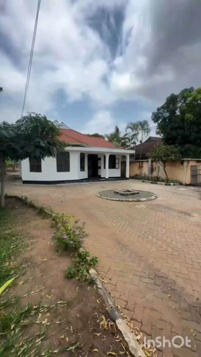 3 Bedrooms House for Rent at Mbezi, Dar Es Salaam