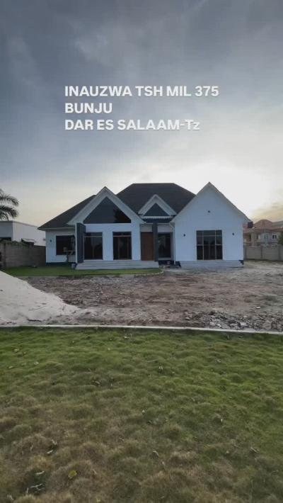 3 Bedrooms House for sale at Bunju, Dar Es Salaam