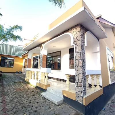 Nyumba/Apartment ya vyumba vitatu inapangishwa Mawasiliano, Morogoro