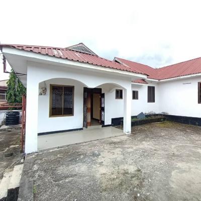 3 Bedrooms House for Rent at Kimara, Dar Es Salaam