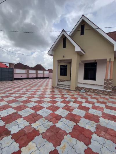 2 Bedrooms House/Apartment for Rent at Mawasiliano, Morogoro