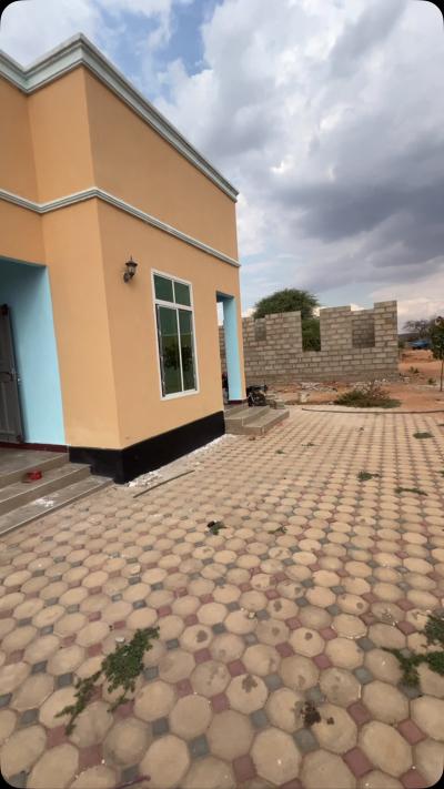 Nyumba/Apartment ya vyumba vitatu inapangishwa Nzuguni, Dodoma